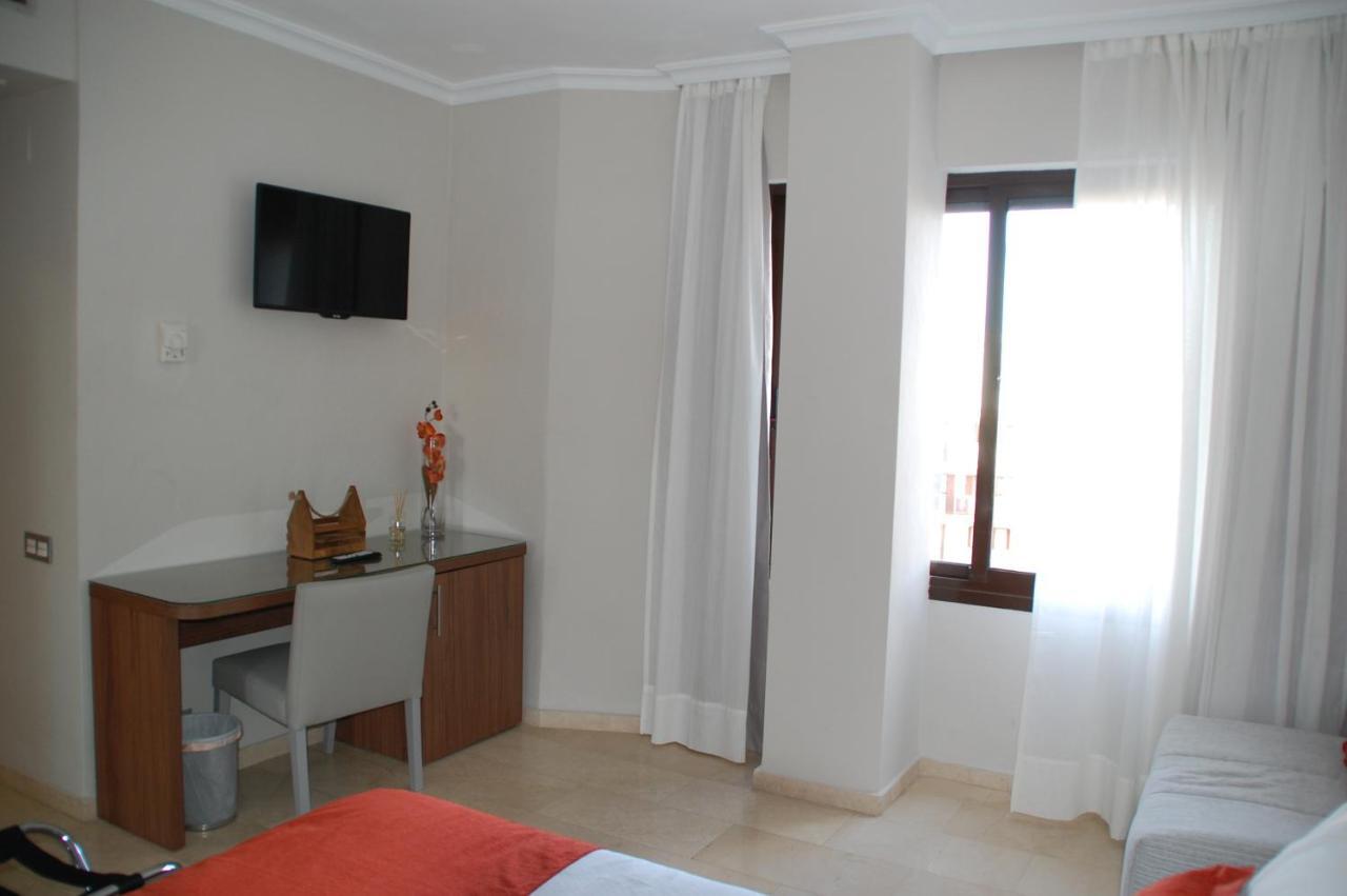 Triana L Apartment Севиля Екстериор снимка