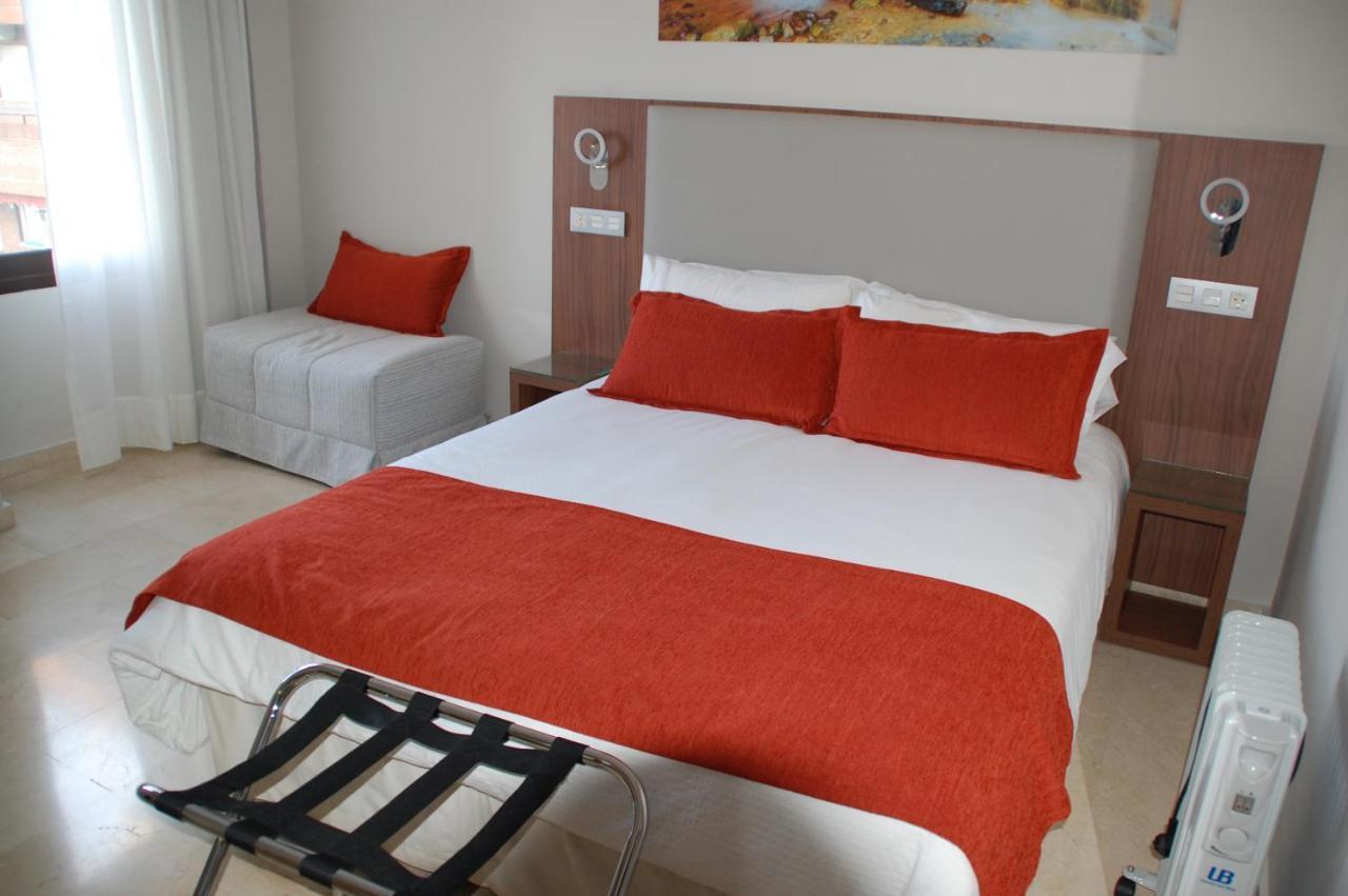 Triana L Apartment Севиля Екстериор снимка